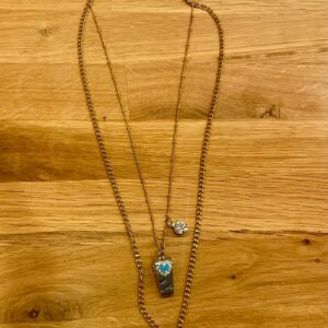 Betsey Johnson halsband