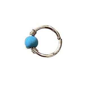 Fake piercing ring med blå sten