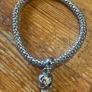 Coolt döskalle armband 