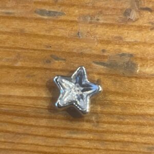 Fake piercing 