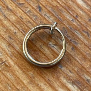 Fake piercing ring