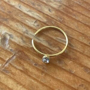 Fake piercing ring med bling sten