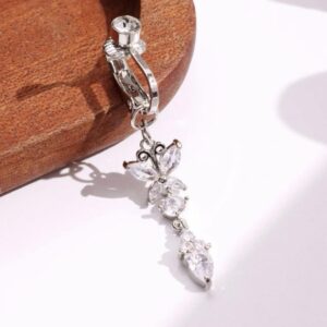 Fake navel piercing 