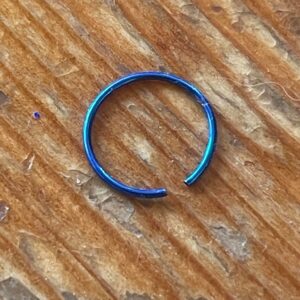 Fake piercing ring