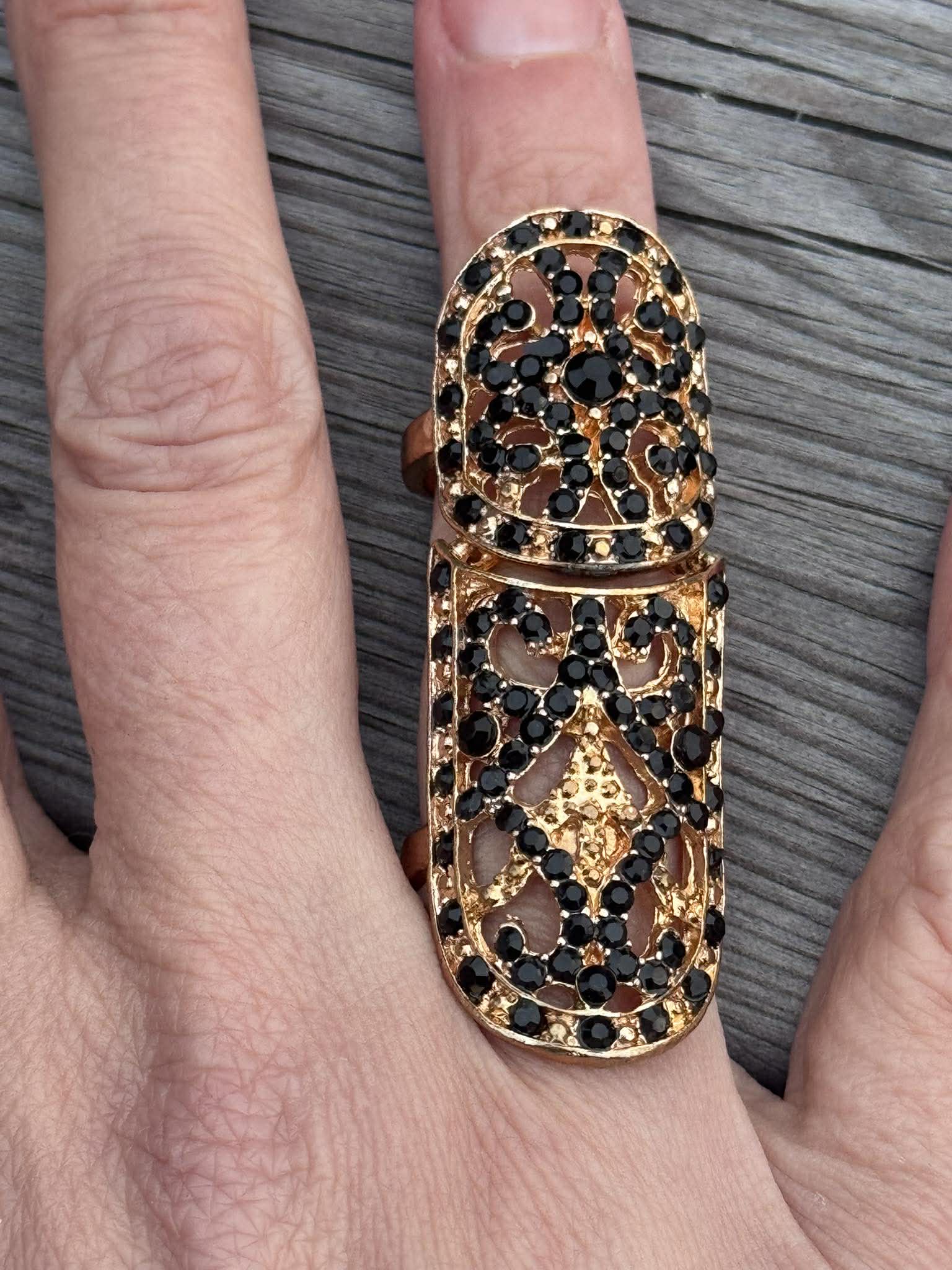 Ring Luna Svart Stl 17