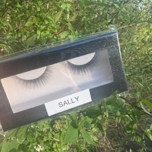 Lösögonfransar Sally