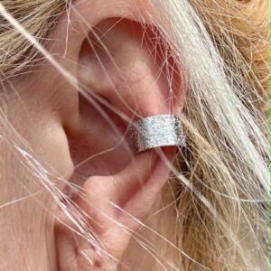 Ear cuff Strong